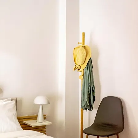 O&o Group - Eclectic Chic Thissio Athens