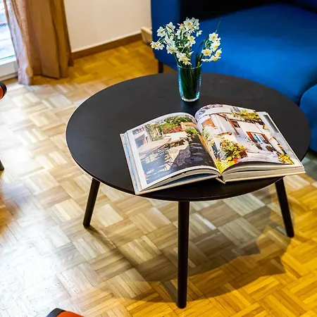 O&o Group - Eclectic Chic Thissio Athens