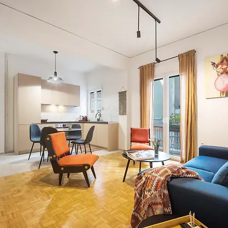 O&o Group - Eclectic Chic Thissio Apartment